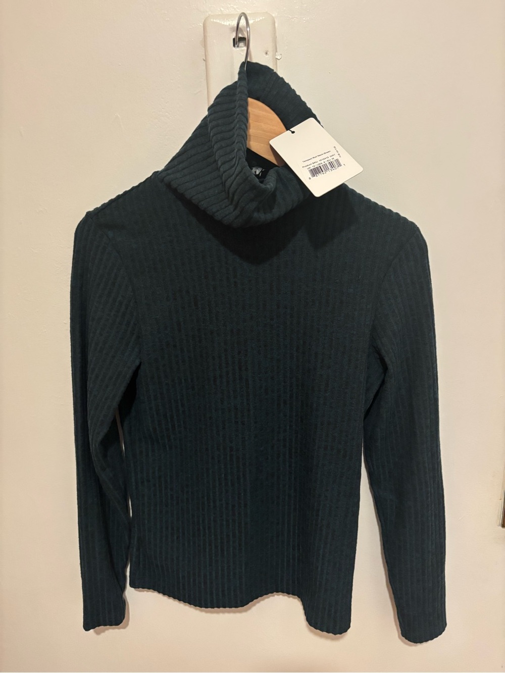 Saint & Sofia Tempest roll neck in green NWT size M